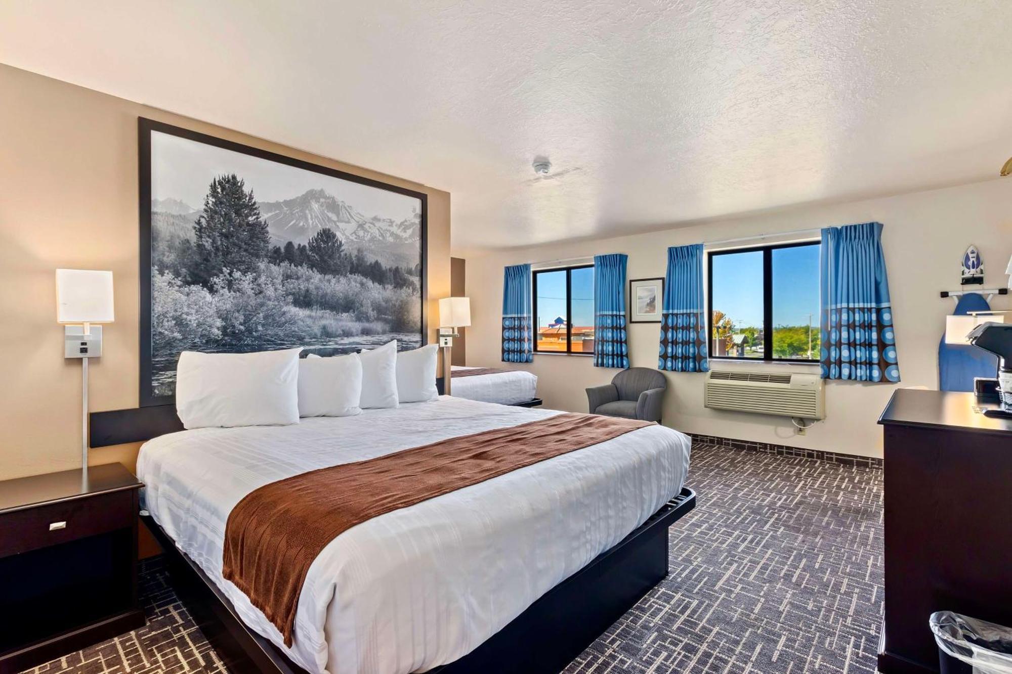 ชัวร์สเตย์ โฮเทล บาย เบสต์ เวสต์เทิร์น ทวินฟอลส์ Hotel ภายนอก รูปภาพ