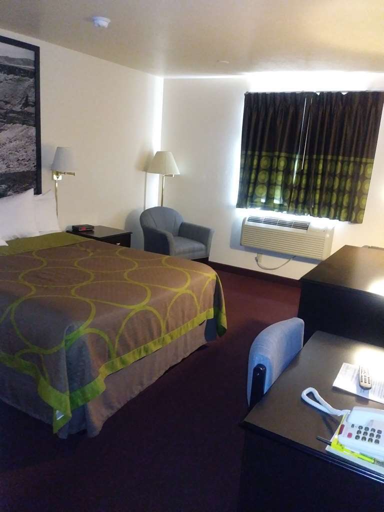 ชัวร์สเตย์ โฮเทล บาย เบสต์ เวสต์เทิร์น ทวินฟอลส์ Hotel ห้อง รูปภาพ
